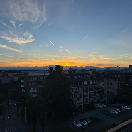 Ed's Rooftop Apartman *